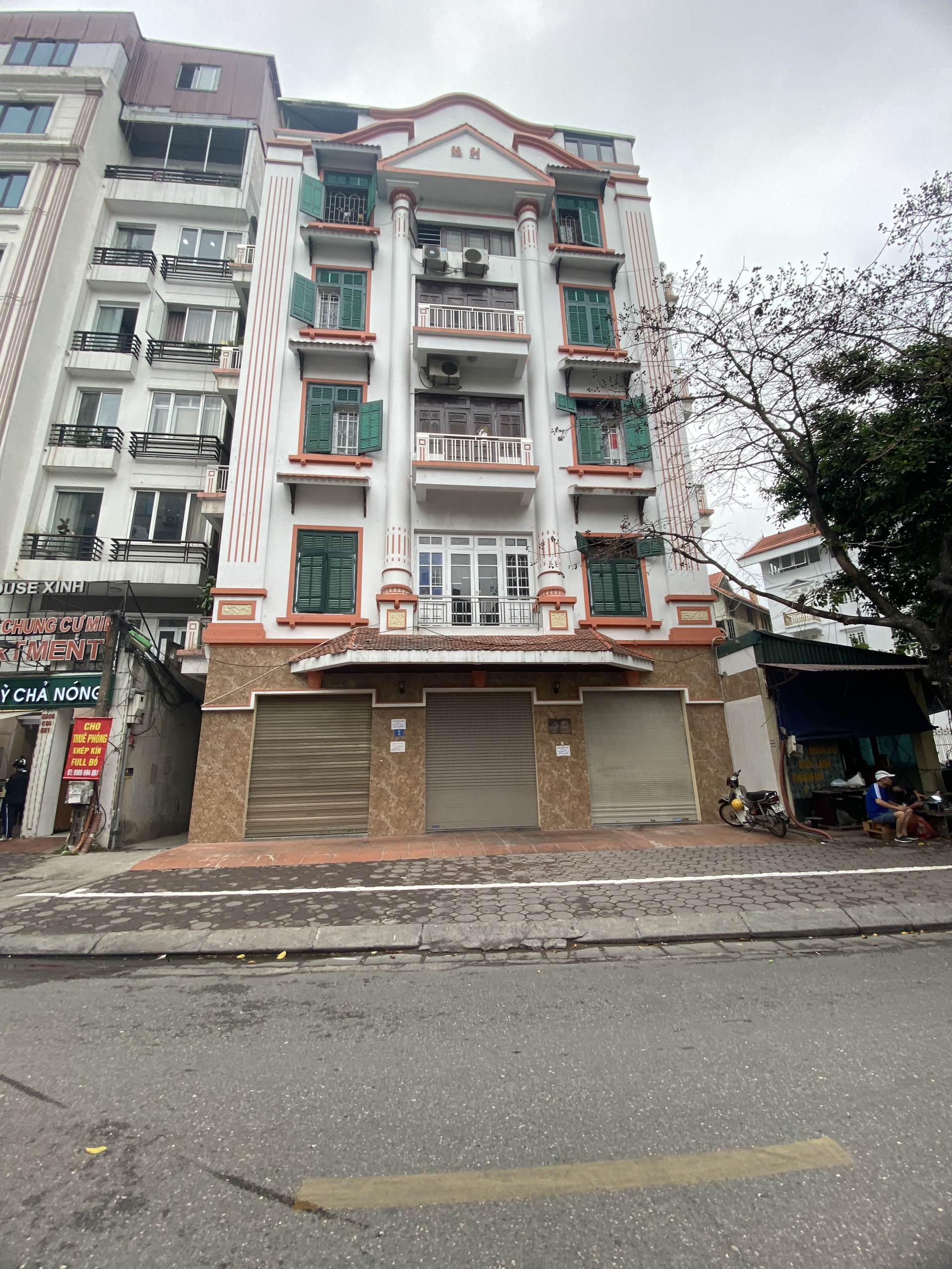 Mặt phố Trung Kính Cầu Giấy 110m2x3T mặt tiền 11m kinh doanh, thương mại, văn phòng, salon đẳng cấp