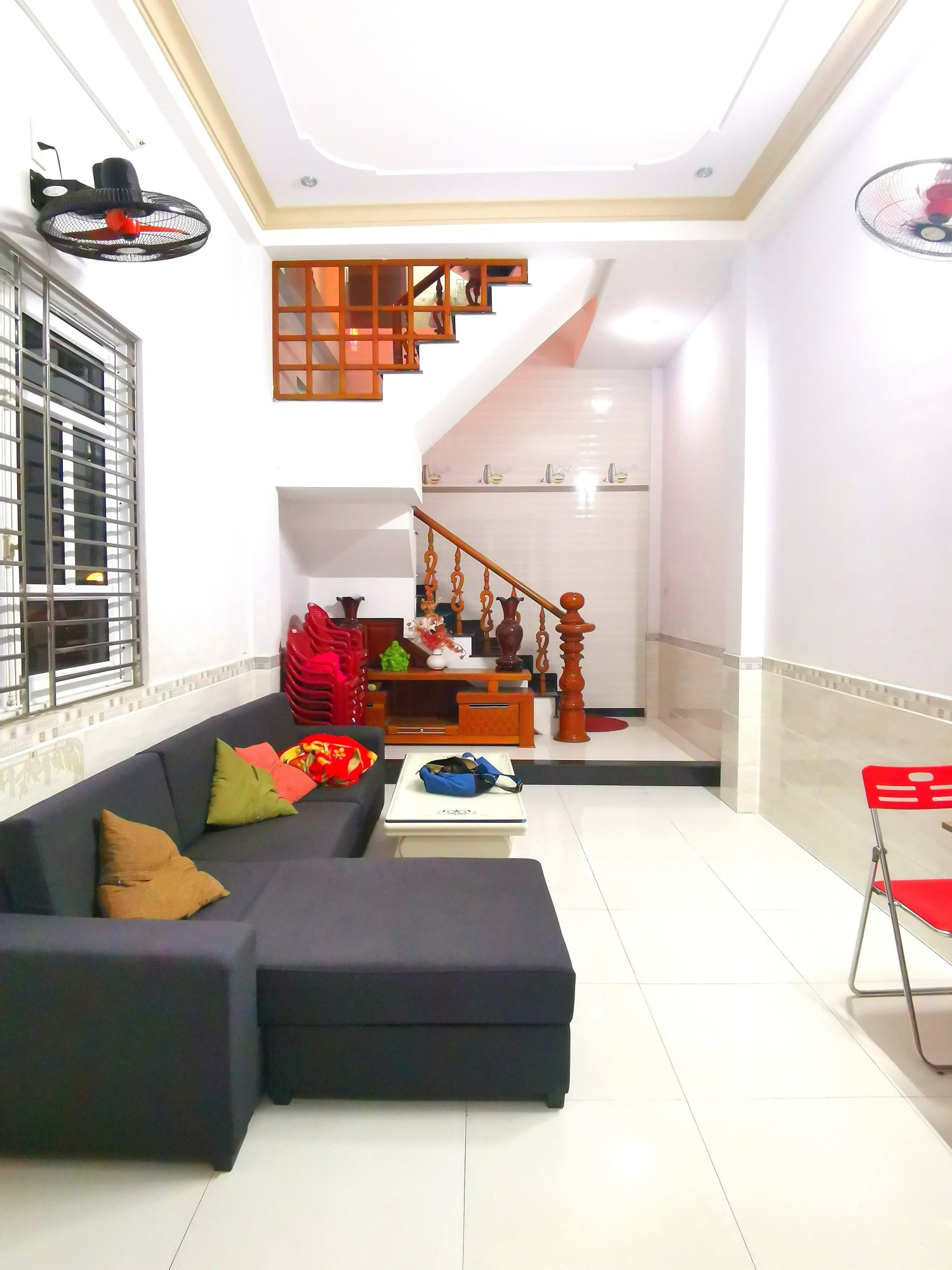 Bán nhà đường Núi Thành, Hải Châu, 3 tầng, DT 70 m2, Gần Công viên Châu Á. Ô tô đậu. Chỉ 4,65 tỷ.