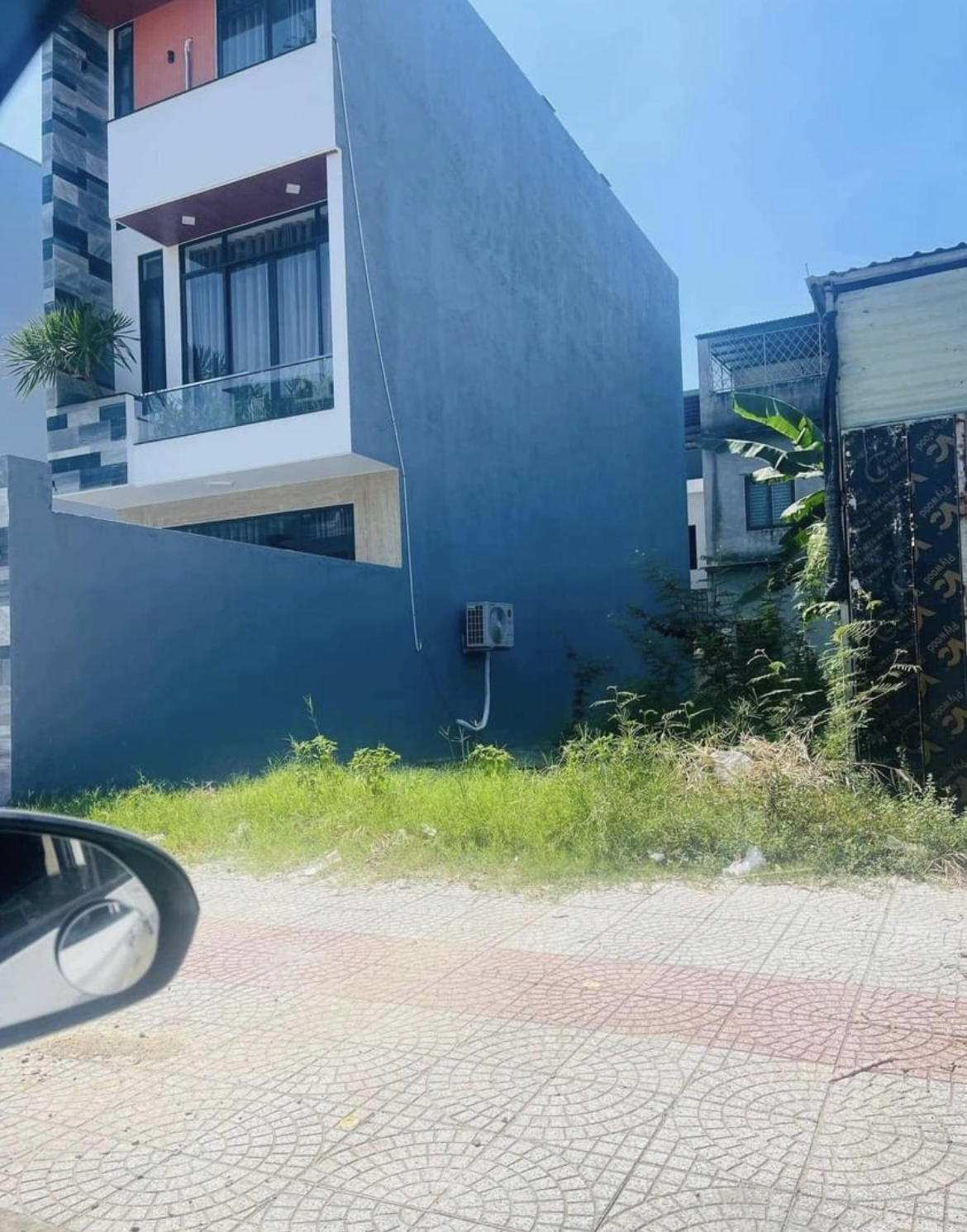 100m2