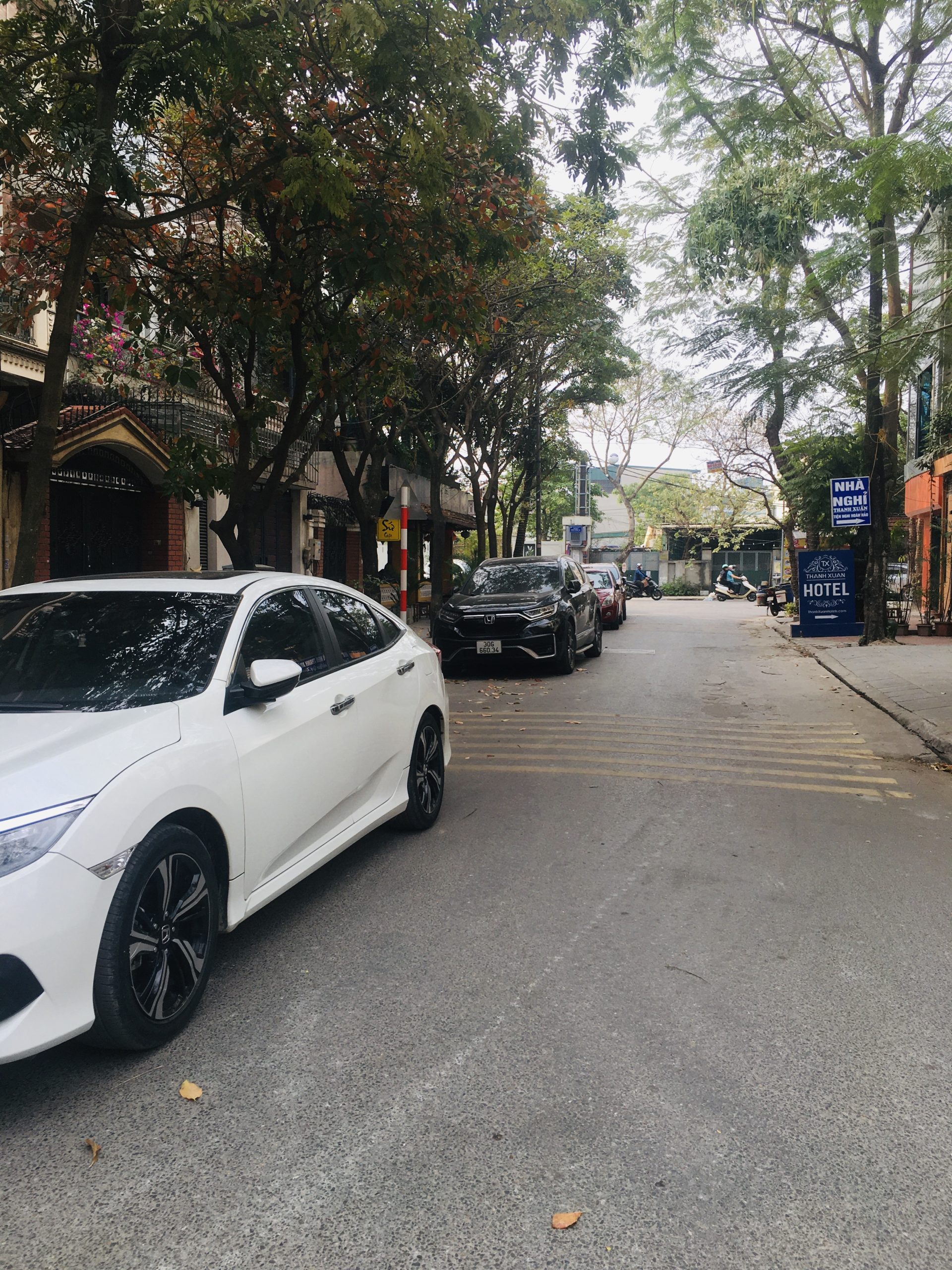 Bán nhà liền kề khu đô thị Định Công, Hoàng Mai 80m2, 4 tầng, mt 4.2m, 17.2 tỷ. Ô tô tránh, vỉa hè kinh doanh, gần trục chính