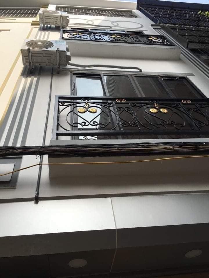 NGÃ TƯ VẠN PHÚC TỐ HỮU CẦN BÁN NHÀ 32M 4TẦNG Ô TÔ ĐỖ CỬA NGÕ RỘNG 4M CÁCH MẶT PHỐ 40M - 4.2TỶ