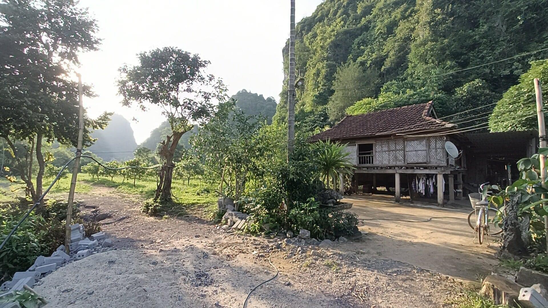 CHÍNH CHỦ GỬI BÁN MẢNH ĐẤT TẠI YÊN THỦY THÍCH HỢP LÀM NHÀ VƯỜN, BIỆT THỰ, NGHỈ DƯỠNG CUỐI TUẦN, YÊN TĨNH DIỆN TÍCH 1866.2M GIÁ CHỈ 1,6 TỶ
