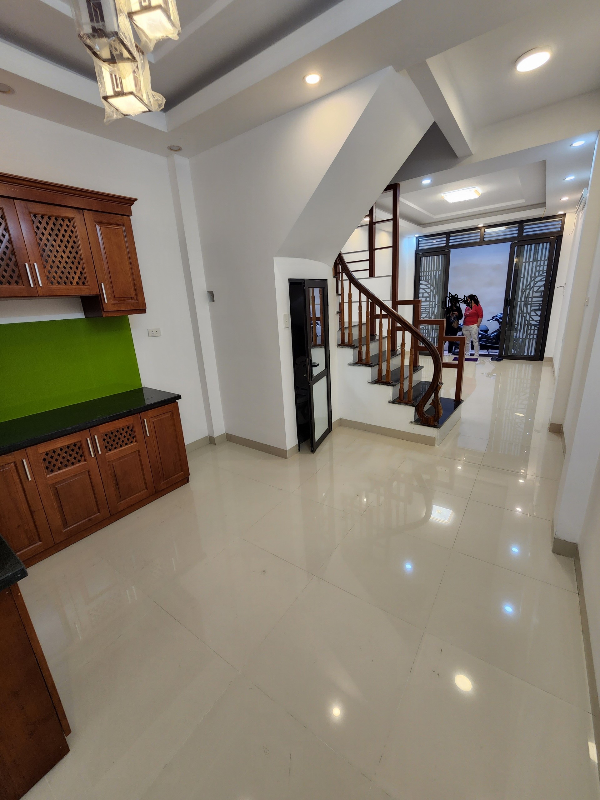 Bán nhà Minh Khai: 36m x4T, ngõ rộng , nhà mới , 5 ngủ --3,85 tỷ