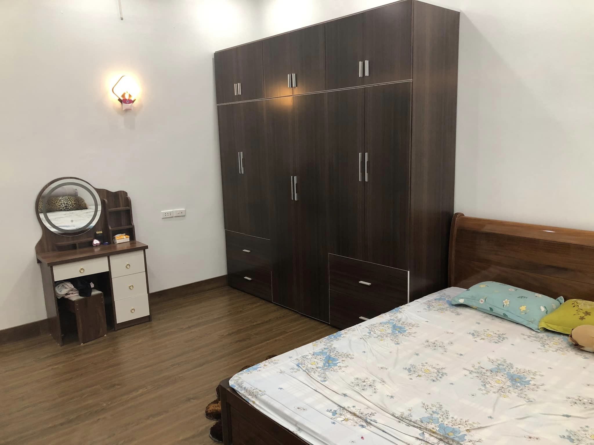 80m2