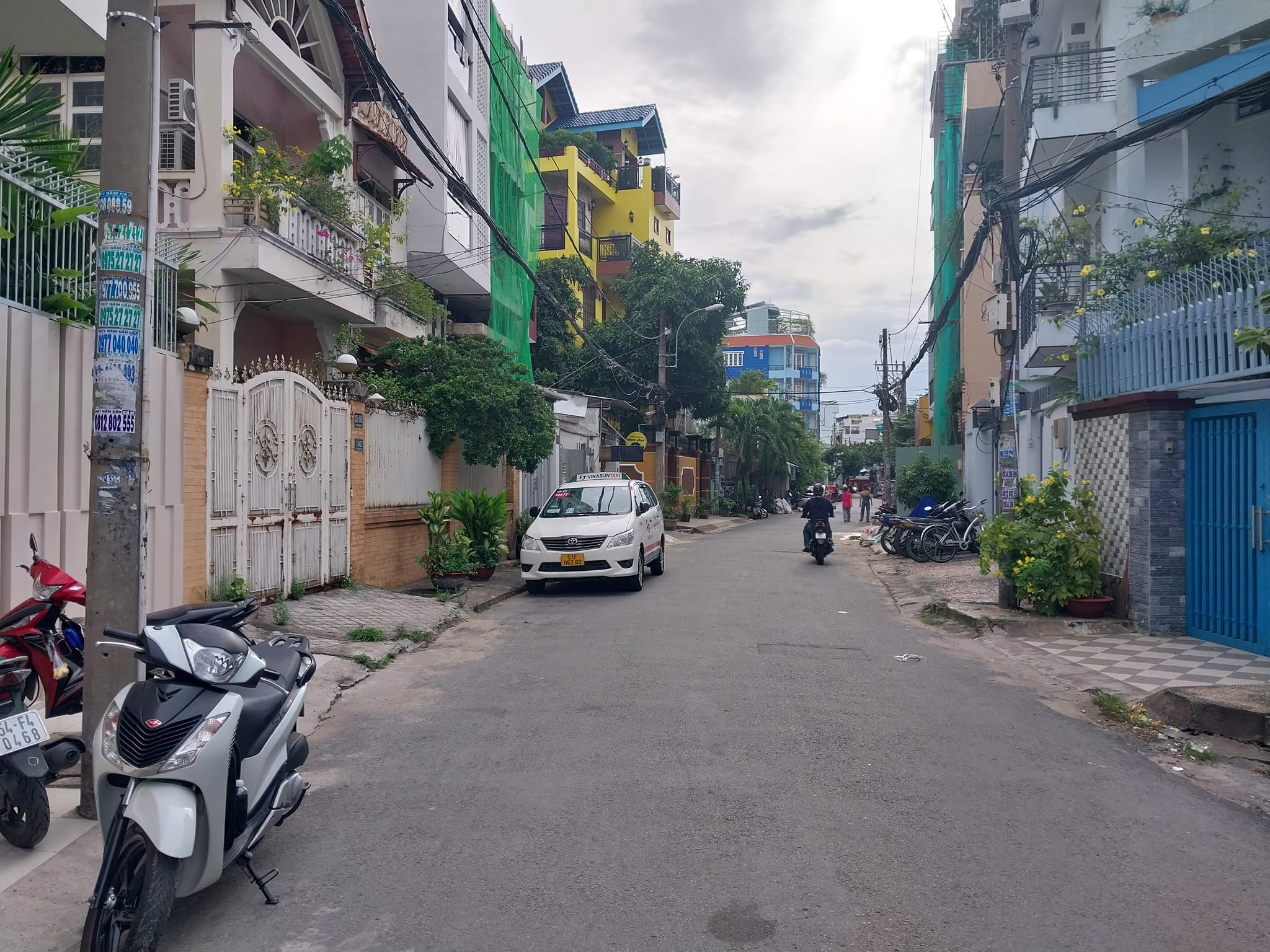 NHÀ HIẾM ĐƯỜNG THÁI PHIÊN QUẬN 11, 40M2 , NHÀ ĐẸP 4 TẦNG, NHỈNH 6 TỶ