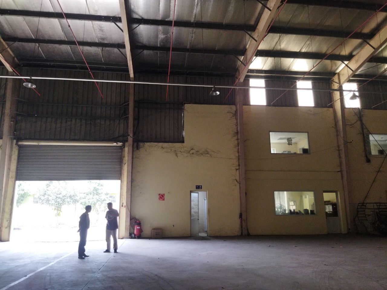 Cho thuê kho xưởng trong Cụm công nghiệp Hoàng Gia, xã Mỹ Hạnh Nam, huyện Đức Hòa, tỉnh Long An