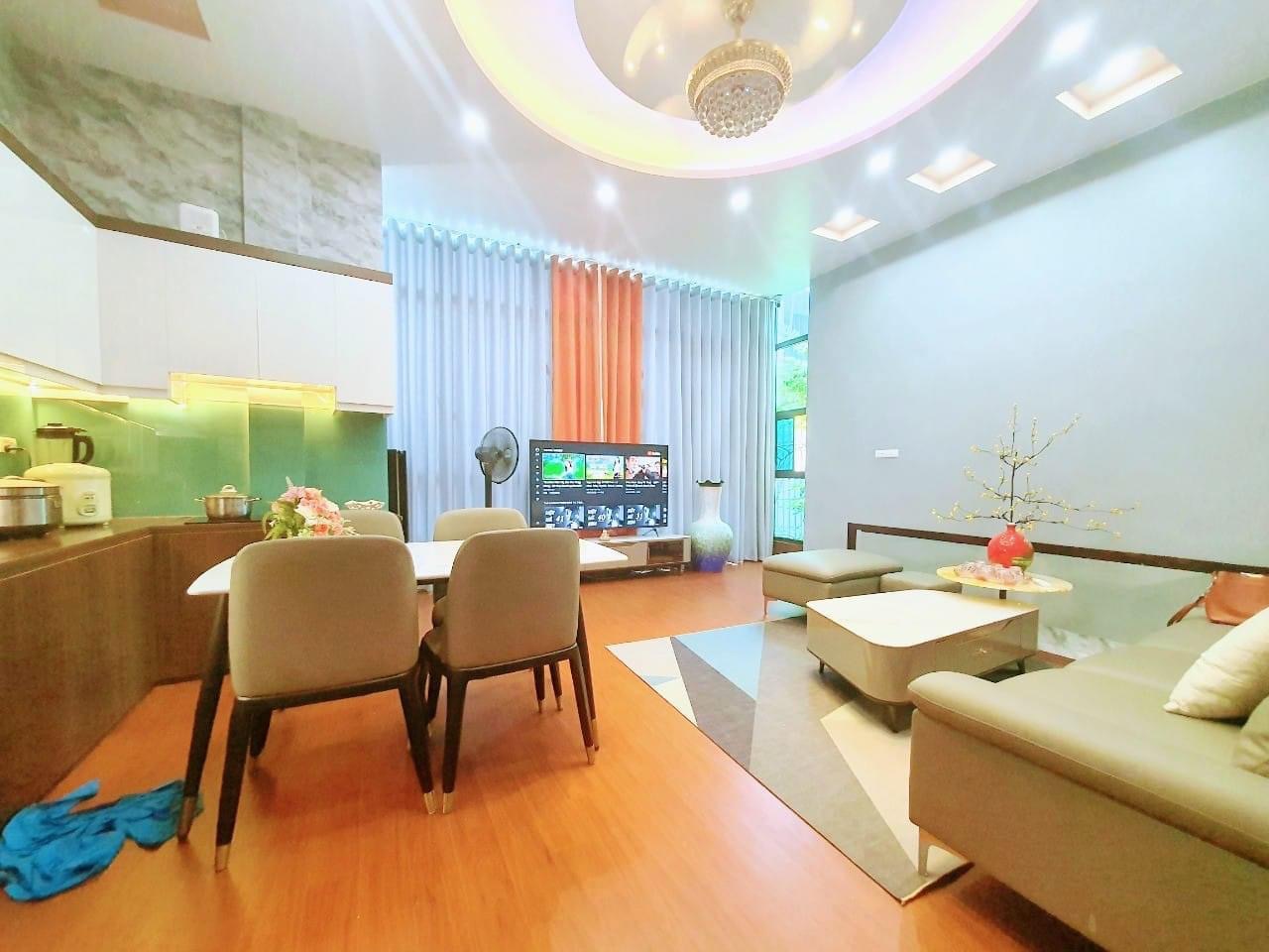 BÁN NHÀ MẶT NGÕ THÁI HÀ, DT38m-MẶT TIỀN 5m- 6,2tỷ. LÔ GÓC -NGÕ THÔNG-CHO THUÊ KINH DOANH Ở ĐỀU RẤT TIỆN!!!