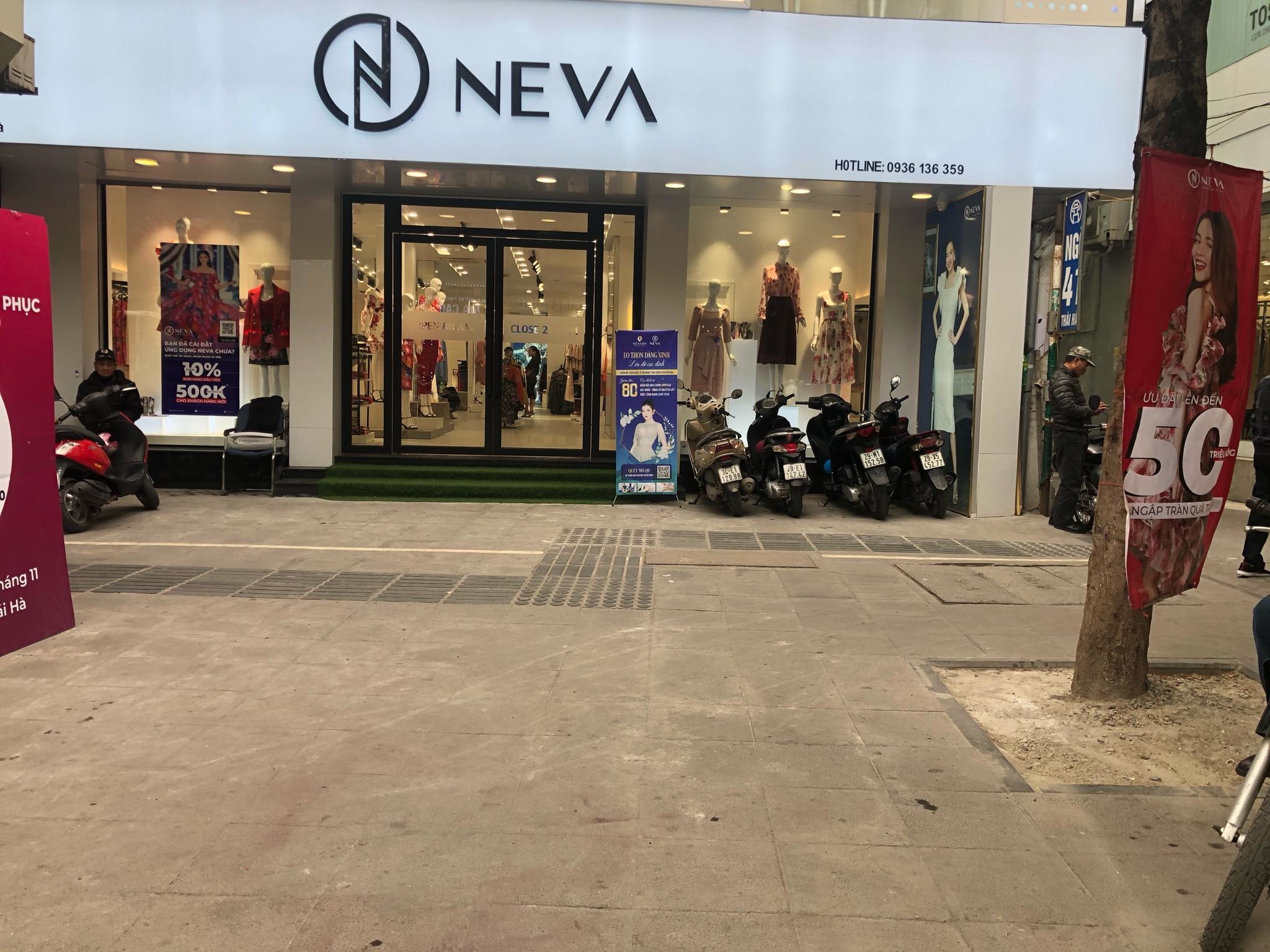 12m MT mặt phố Kim Mã, DT160m2, vuông vắn, Hè rộng. KD đắc địa.