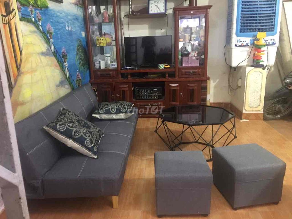 Cho thuê nhà riêng 2 tầng xóm 3 Ngõ 102 An Trai, Vân Canh, Hoài Đức, Hà Nội.