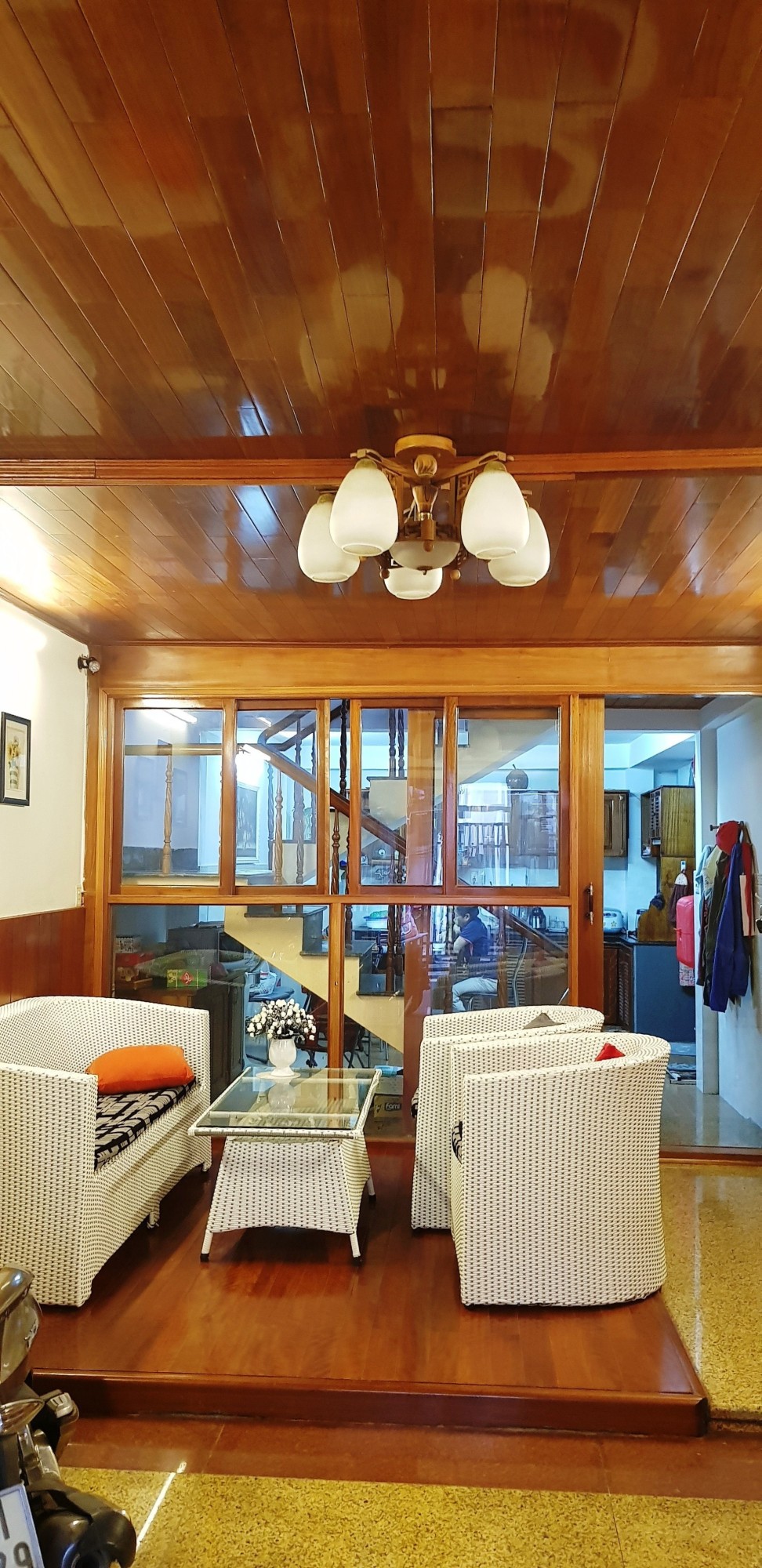 Bán nhà đường Duy Tân, Hải Châu. DT 75 m2. 3 tầng. Đường ô tô. Gần Cầu vượt Trần Thị Lý. Chỉ 5,9 tỷ.