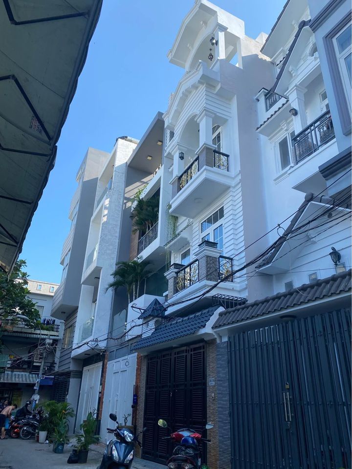 60m2 x 4 tầng BTCT, TK theo phong cách âu lục, 4 PN, 4 WC, giá chỉ 7 tỷ 3, Phan Văn Trị, Phường 10, Gò Vấp