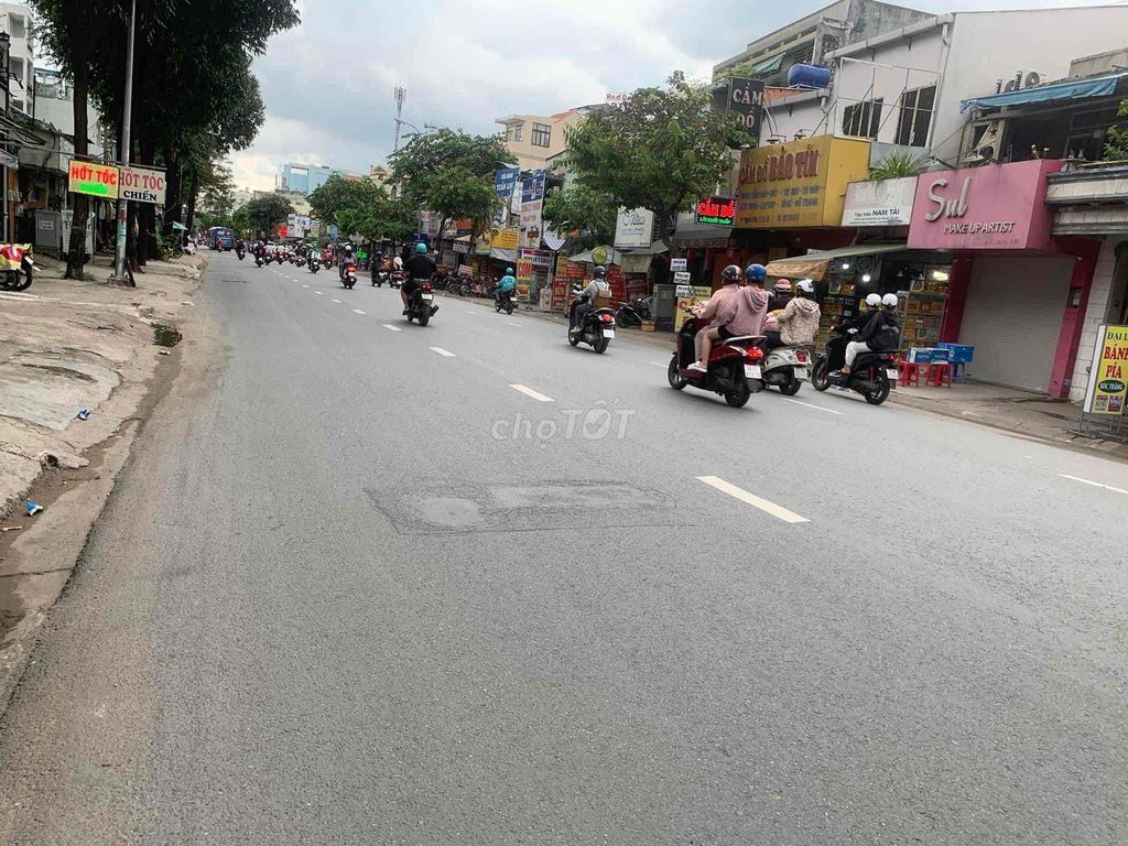 Mặt Tiền Nguyễn Kiệm, Phường 3, Quận Gò Vấp Diện Tích 3.5x26m -10tỷ