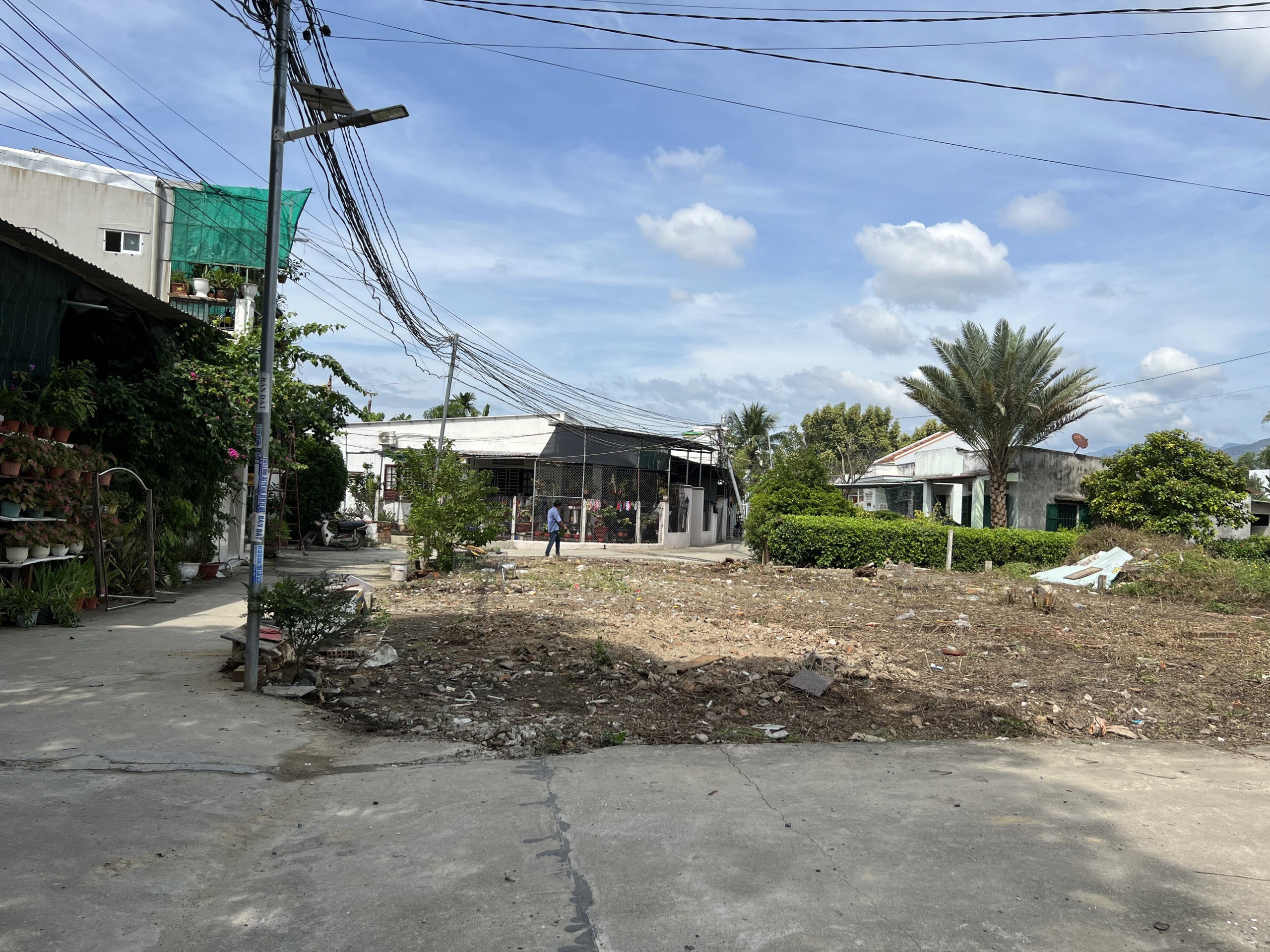 Bán lô góc hướng Đông Nam full thổ cư gần Bệnh viện giao thông vận tải, xã Vĩnh Thạnh, Nha Trang chỉ 1 tỷ 390