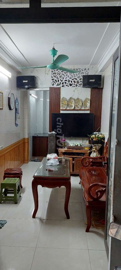 Chính chủ bán nhà 4 tầng 20m2, số 9 ngõ 180/79/3 Nam Dư, P Lĩnh Nam, Hoàng Mai, Hà Nội.