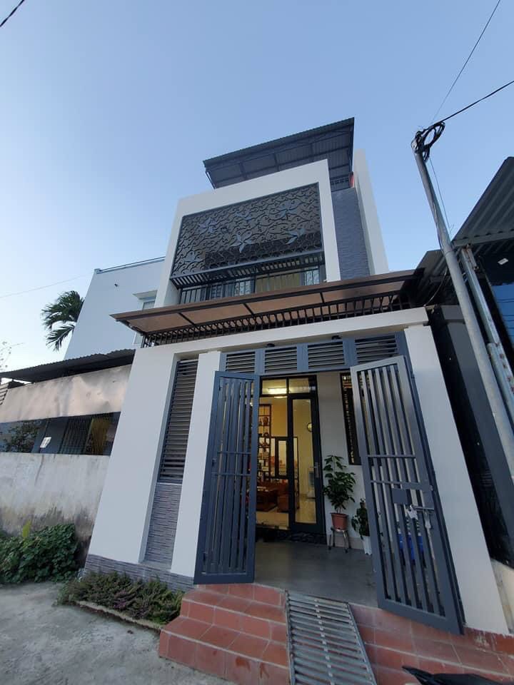 Bán nhà View sông tắc Tdc Vĩnh Thái 3 tầng giá 2 tỉ 950