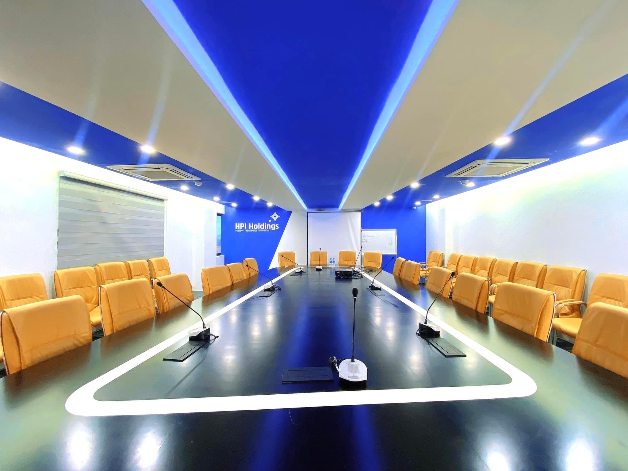 Bán nhà MP Cầu Giấy 120m2, 11 tầng, mặt tiền 7,8m - Đường đôi, KD sầm uất, có hầm, bể bơi với cực - Sổ nở hậu đẹp