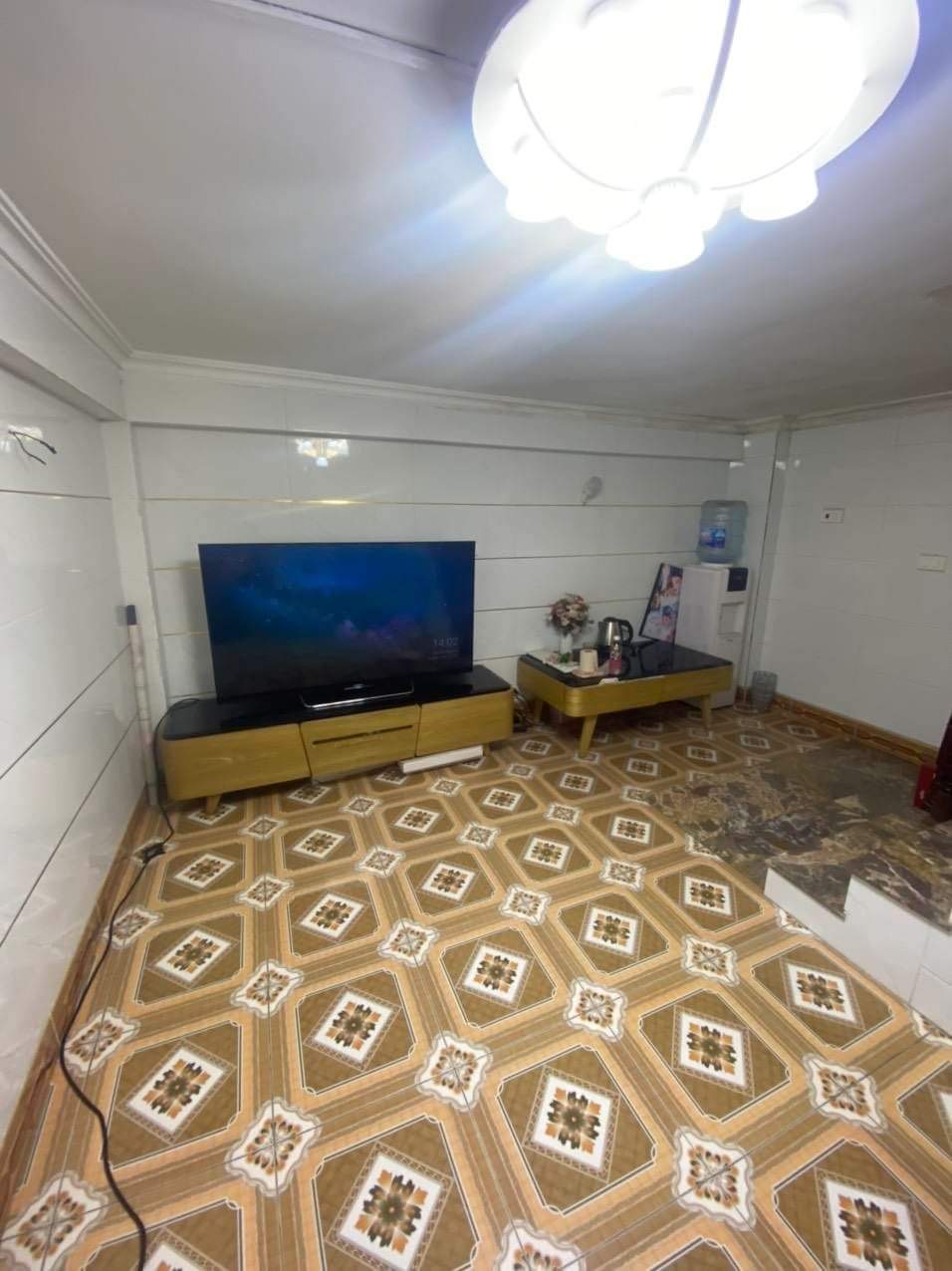 Bán nhà Minh Khai 15 m -5 tầng -1,35 tỷ + Vị trí Xung quanh nhiều toà chung cư cao cấp: Time City, Imperia Sky,