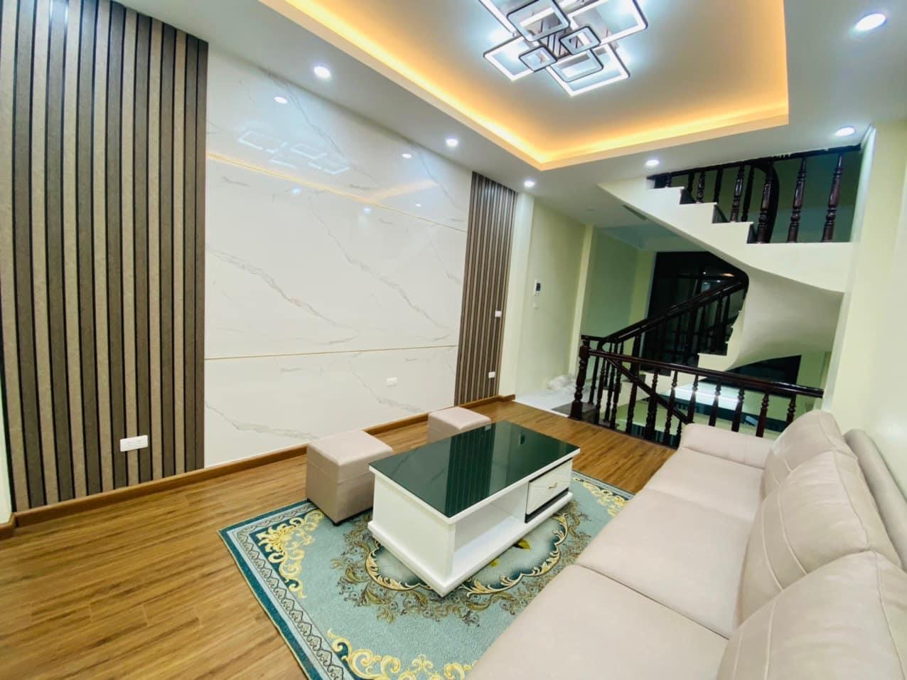 Bán nhà Quận Thanh Xuân, dt 35m2, 4 tầng, giá 3.79 tỷ-thương lượng. Lh 0982653333