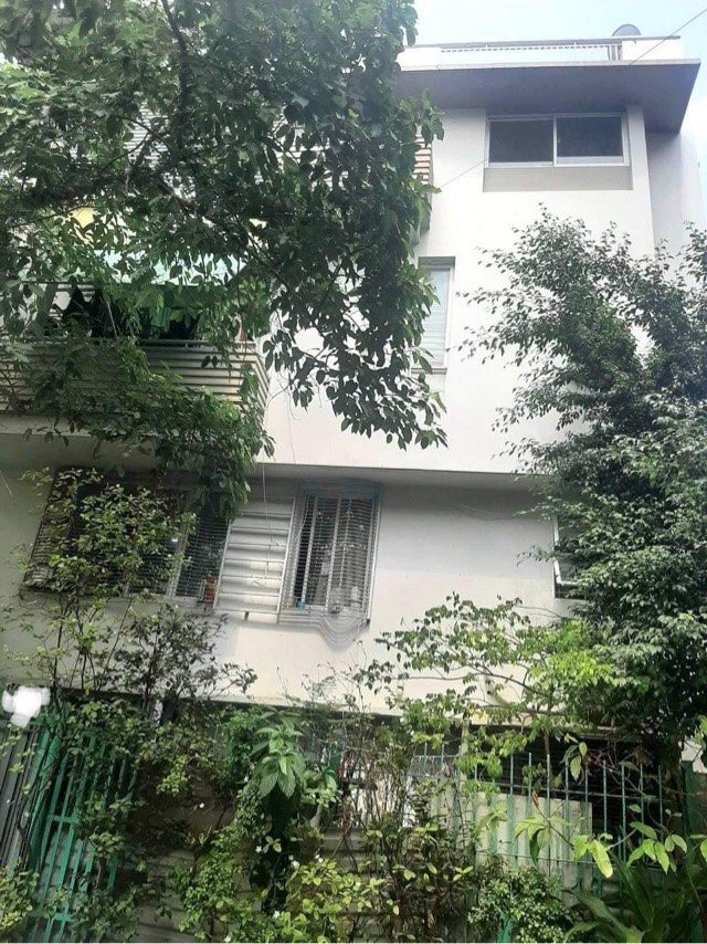 Nhà ngay chợ Phạm Văn Hai Phường 3, Quận Tân Bình, 76m2, 4 tầng giá 9.5 tỷ.