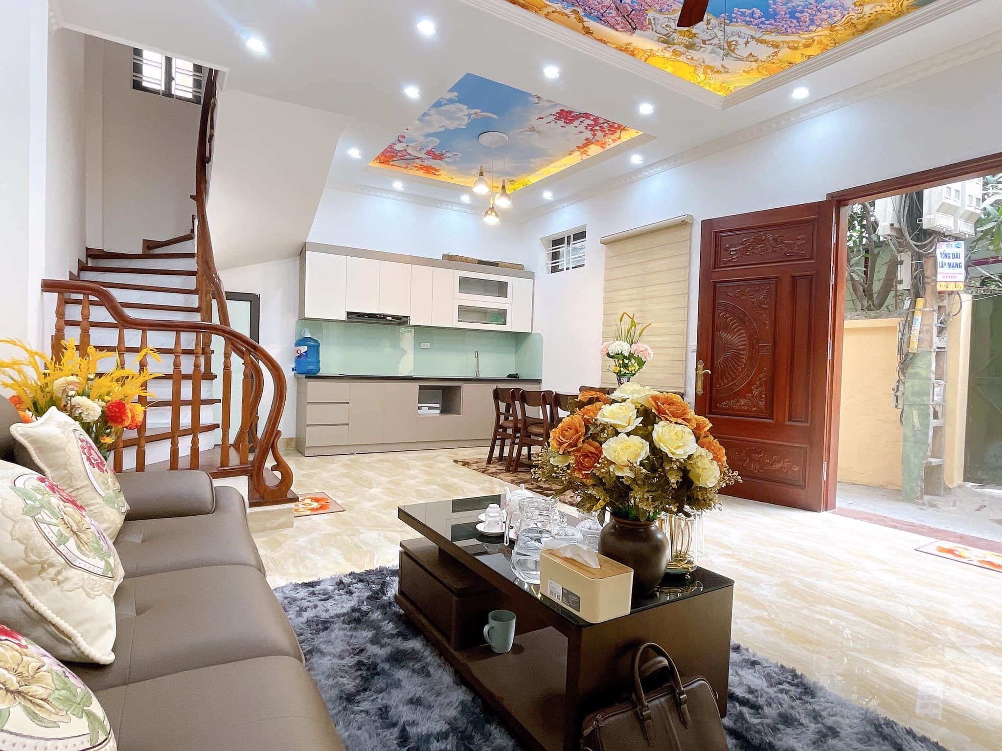 BÁN NHÀ HOÀNG HOA THÁM. BA ĐÌNH - LÔ GÓC 3 MẶT THOÁNG. NGÕ BA GÁC ĐUA - NHÀ MỚI Ở NGAY - CHƯA ĐẾN 6 TỶ