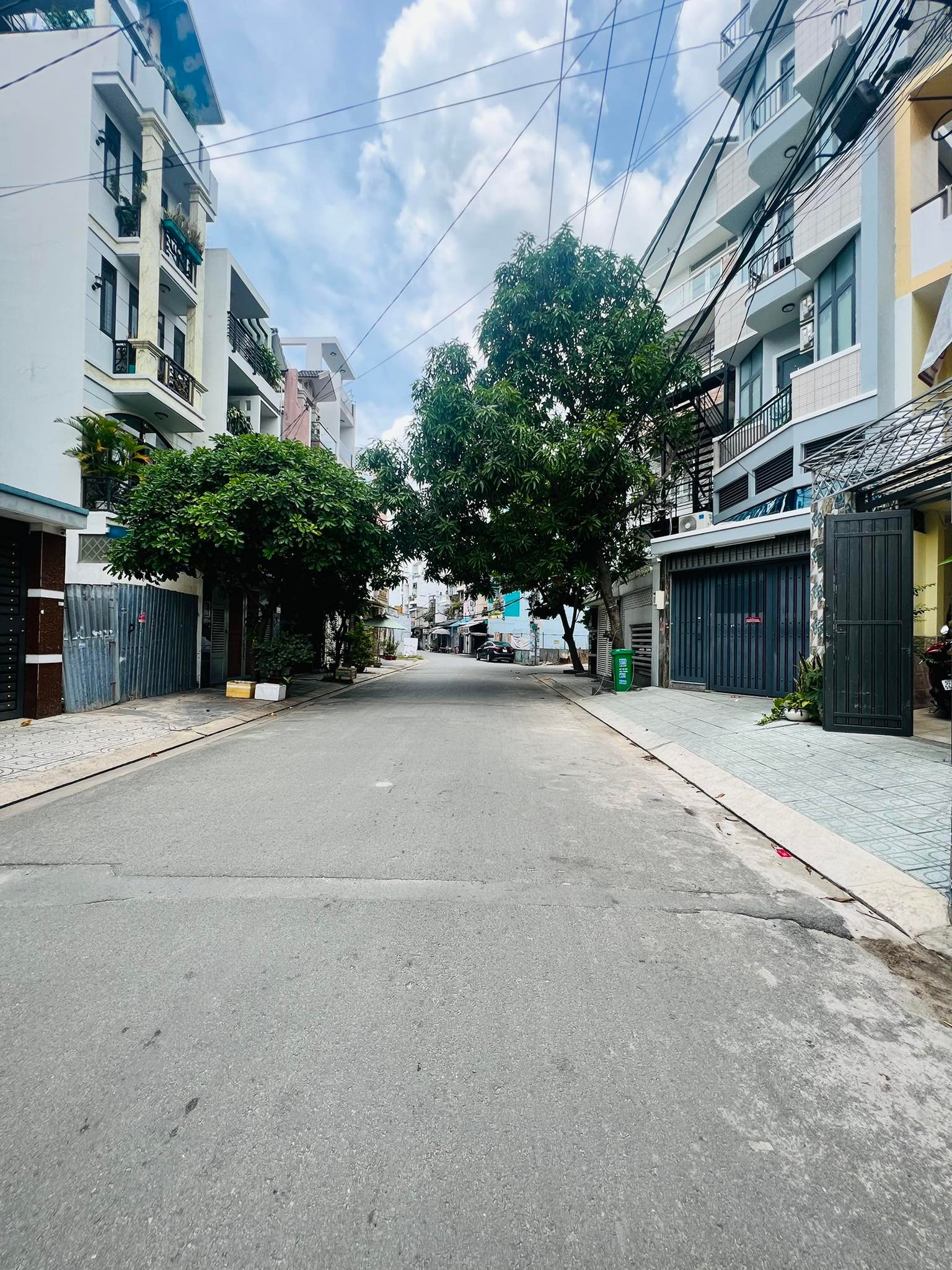 105m2, 3 tầng, 4.7m x 22m đường 10m Phường 14 Gò Vấp giá còn 7.7 tỷ.