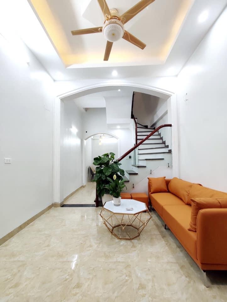 Bán nhà Khương Đình, Thanh Xuân 35m2, 5 tầng, 4.08 tỷ-thương lượng. Giá rẻ nhất khu vực