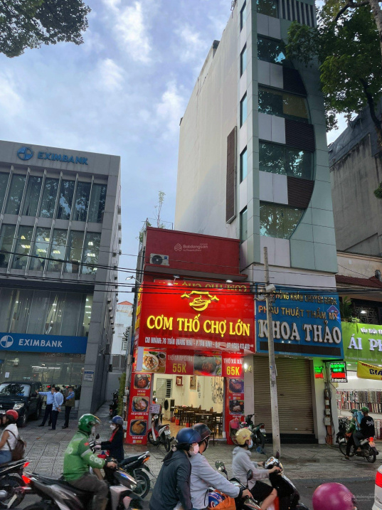 Bán nhà mặt tiền Trần Quang Khải. S: 4,3*16m. Giá chỉ 23 tỷ (Thương lượng)