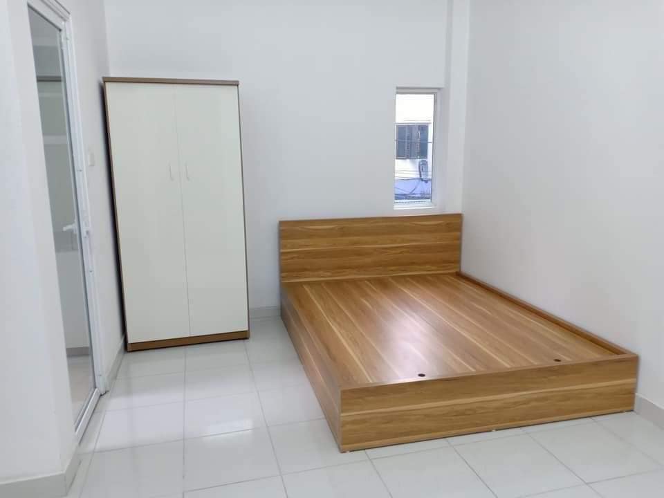 GÀ ĐẺ TRỨNG VÀNG - PHÙNG KHOANG 11P CHO THUÊ - NHỈNH 5 TỶ- BA GÁC ĐỖ CỬA