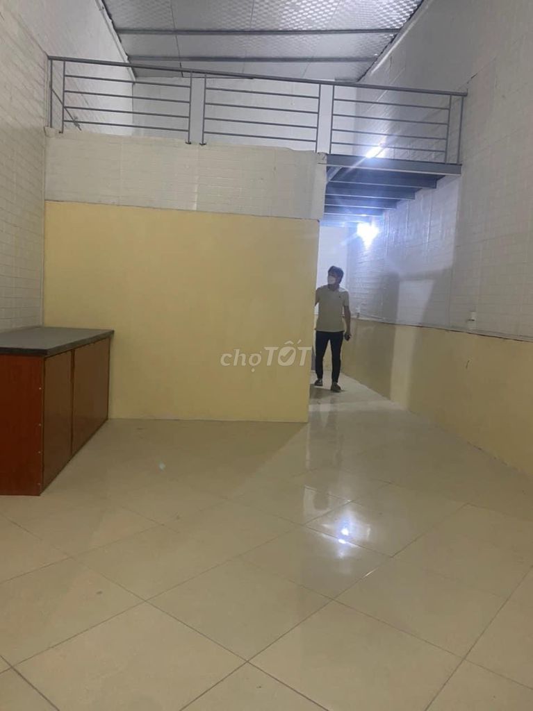 Cần bán nhà cấp 4 gác xép, quy hoạch ổn định tại ngõ 230 Định Công Thượng