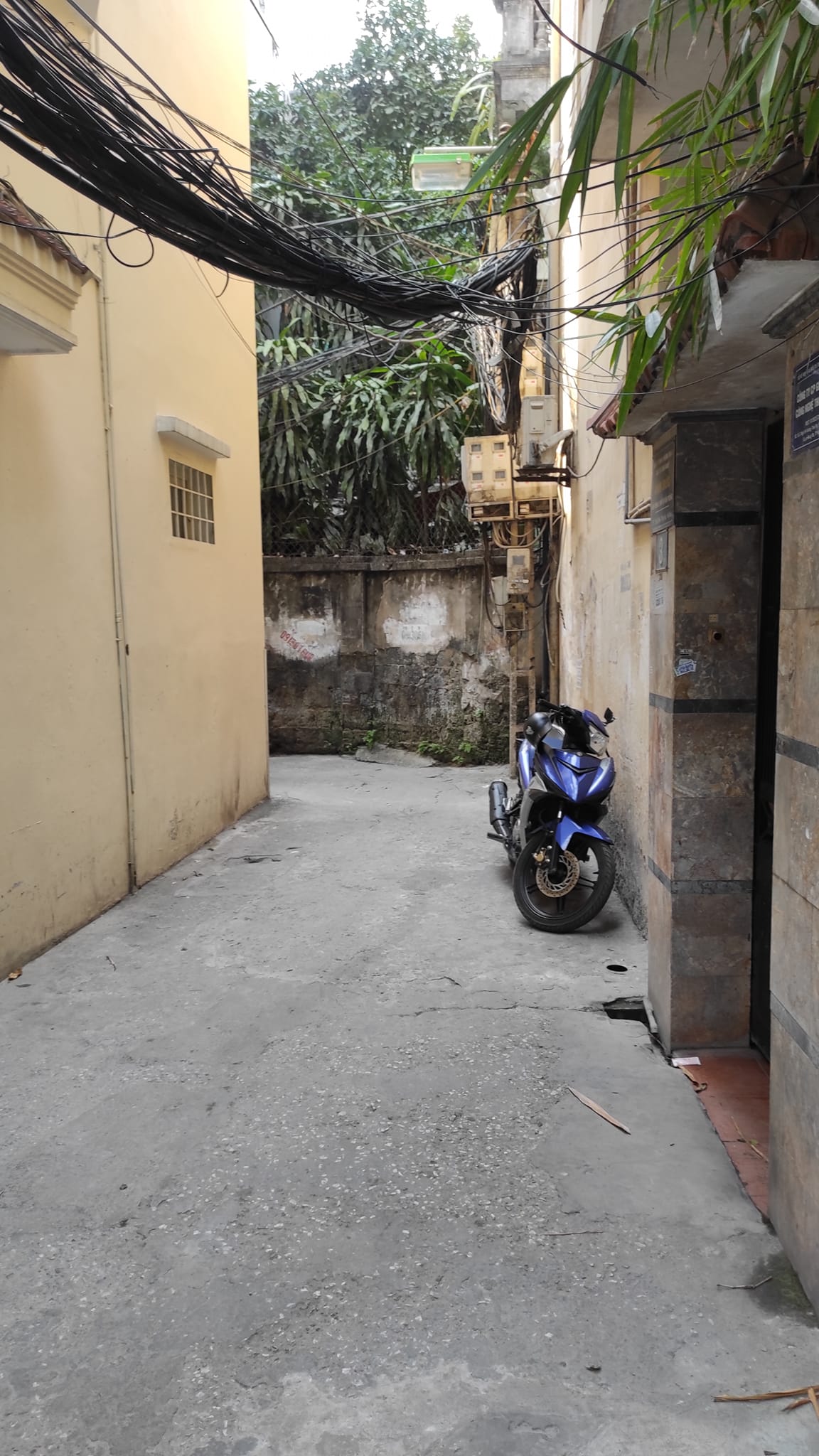 Bán nhà phố Thái Hà – Ngõ rộng sạch – Sổ nở hậu – 14m2 – 5 tầng – 1.65 tỉ