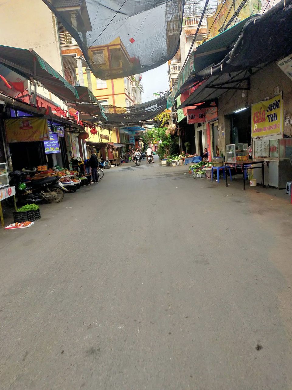 BÁM NHÀ CẤP BỐN - MẶT CHỢ LA KHÊ HÀ ĐÔNG - 555M - GIÁ 6.9 TỶ