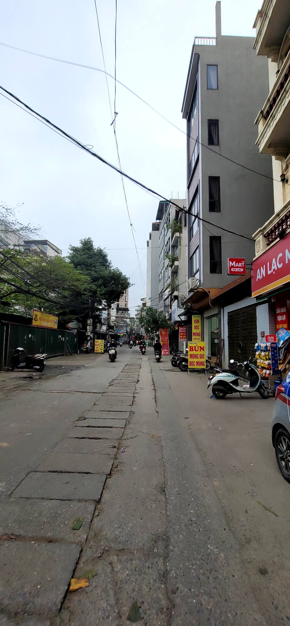 BÁN NHÀ THANH TRÌ- NGÕ 806 KIM GIANG- 30M2 X 5 TÀNG- MT 3M GIÁ CHỈ 3.1 TỶ-OTO ĐỖ CỬA- KINH DOANH NHỎ- NGÕ THÔNG