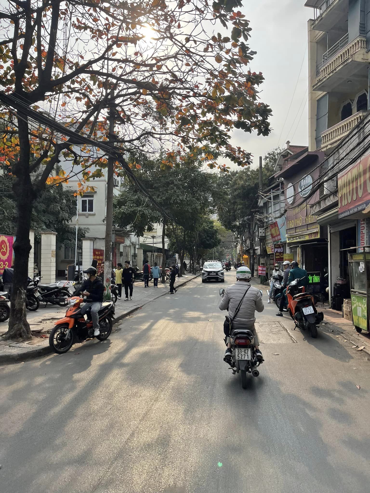 MẶT PHỐ CÙ CHÍNH LAN 30M 7 TẦNG MT 4.6M - KINH DOANH ĐỈNH