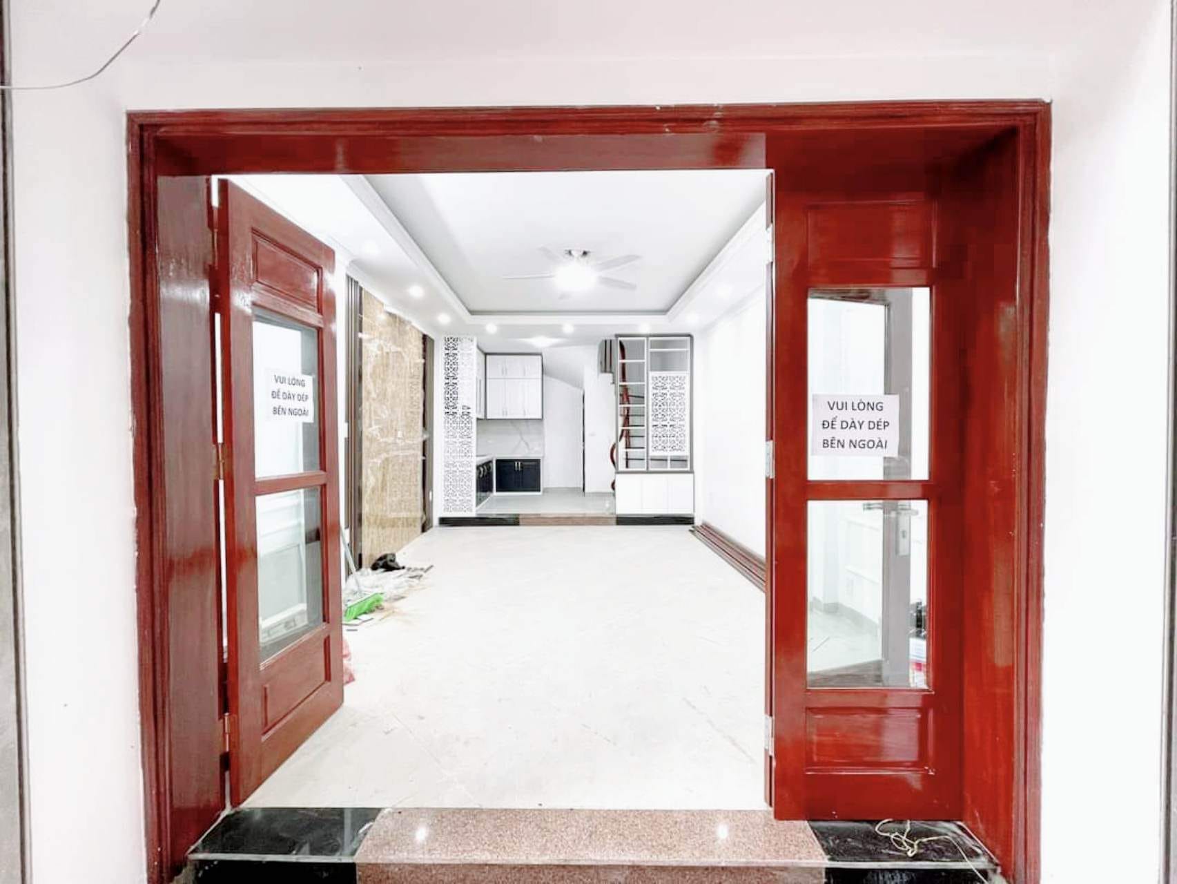 BÁN NHÀ KHƯƠNG ĐÌNH 43M 5 TẦNG - NHÀ ĐẸP Ở LUÔN - 15M RA PHỐ