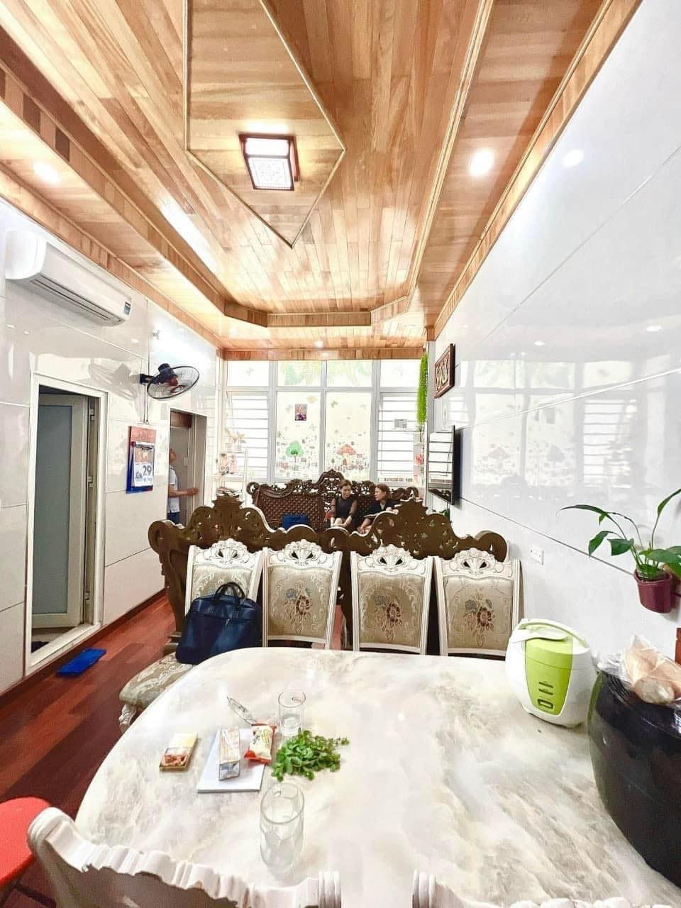 PHỐ YÊN LÃNG ĐỐNG ĐA DIỆN TÍCH 31m2, GIÁ 3.6 TỶ.