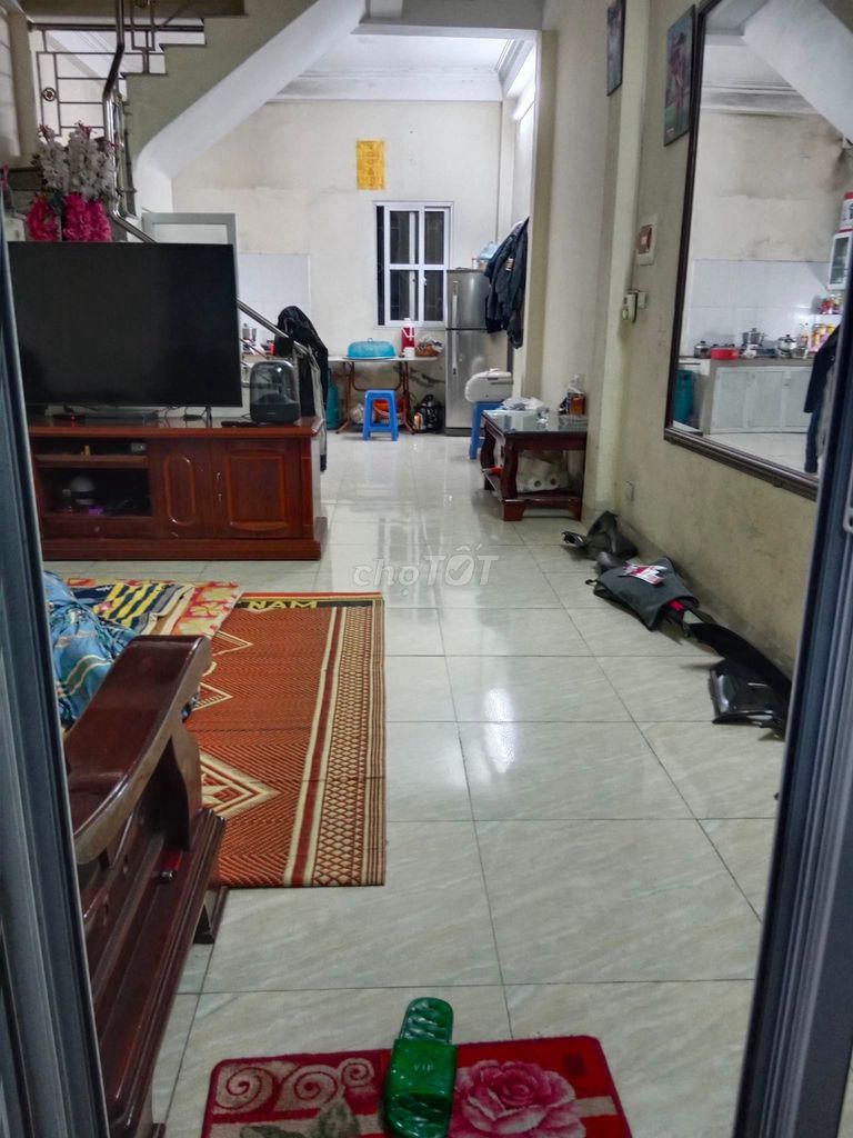 Cần bán nhà 3 tầng tổ 36 phố Bắc Cầu, Ngọc Thụy, Long Biên