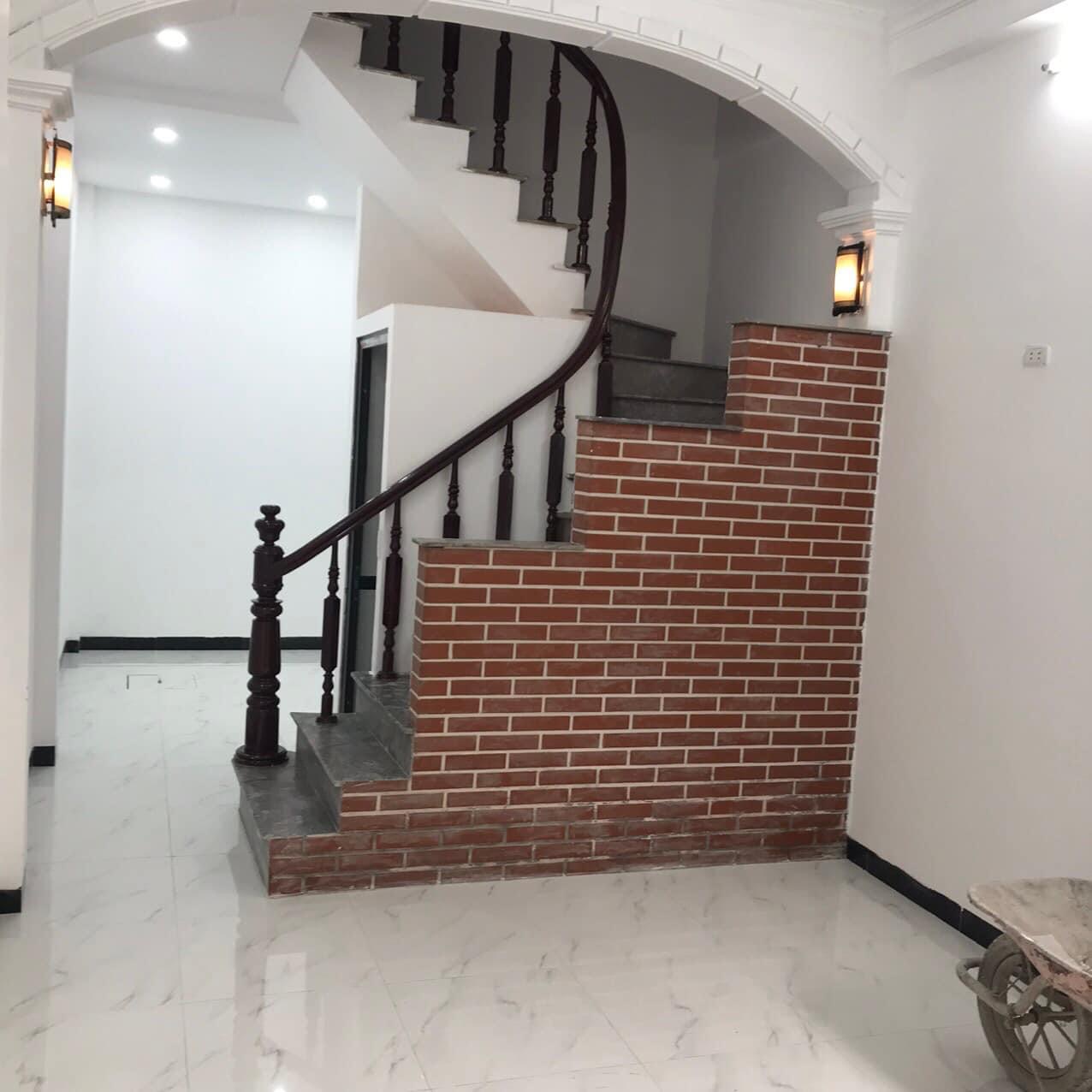 PHỐ ĐỊNH CÔNG HOÀNG MAI DIỆN TÍCH 65m2 GIÁ 3.2TỶ, 5 TẦNG