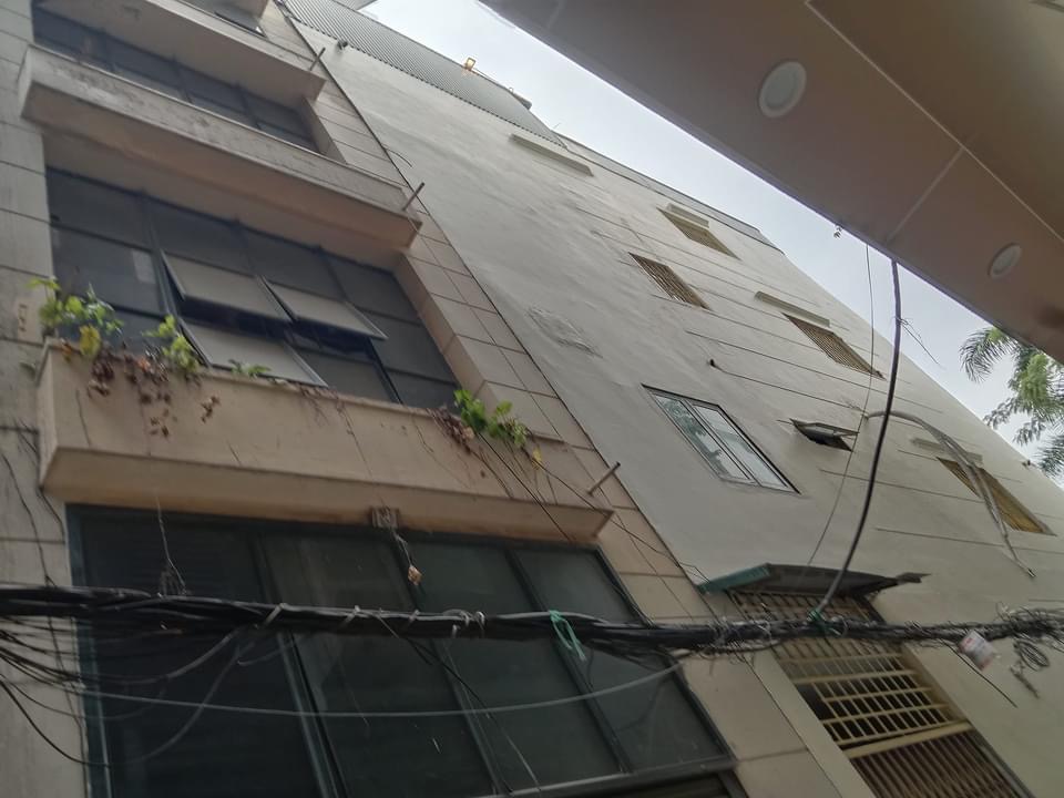 SIÊU HIẾM - NHÀ THÍA THỊNH - ĐỐNG ĐA ÔTÔ VÀO NHÀ - NGÕ THÔNG - KINH DOANH - VĂN PHÒNG - SPA TUYỆT ĐỈNH -