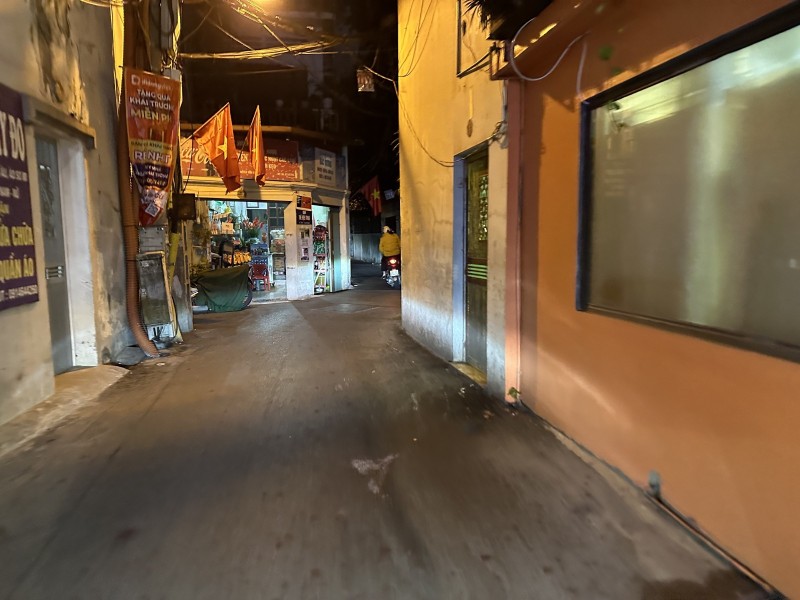 Bán nhà ngõ 26X Phố Nguyễn Văn Cừ Long Biên chỉ 3,95 tỷ với diện tích 46 m2 mặt tiền rộng 6,8m