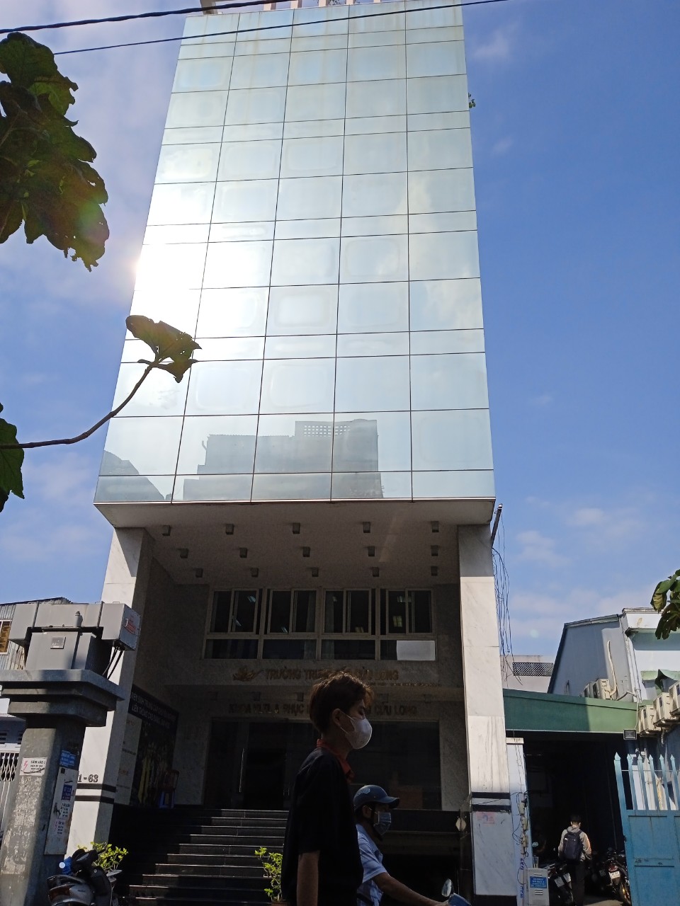 Giảm giá bán gấp Building mặt tiền Trần Hưng Đạo Q. 5 (đoạn 2 chiều) DT: 8m x 22m. Hầm 7T chỉ 71 tỷ TL