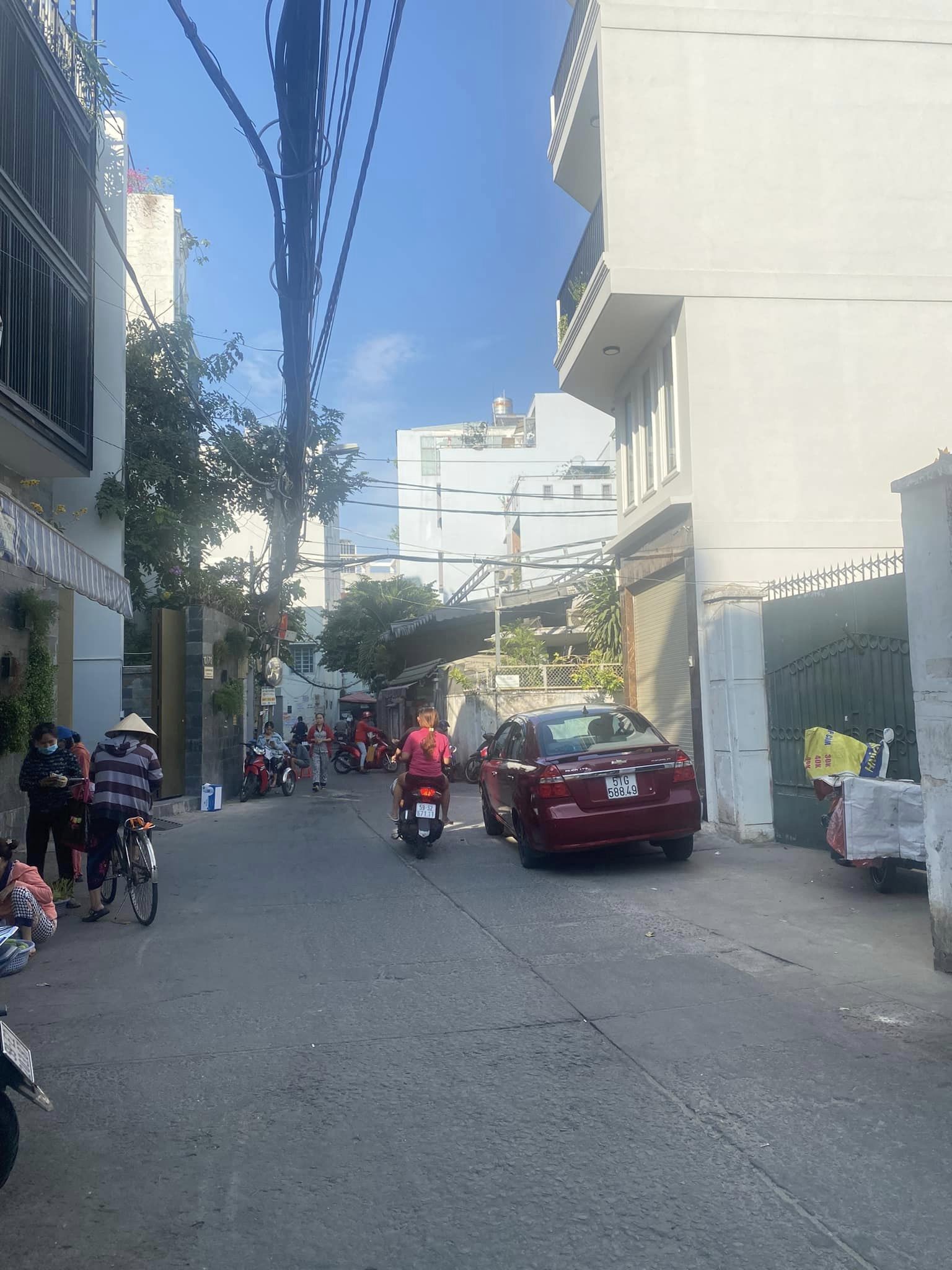 Bán Nhà Hoàng Hoa Thám Nhỉnh 7 Tỷ - 62m2, 5 Phòng Ngủ Rộng Thoáng.