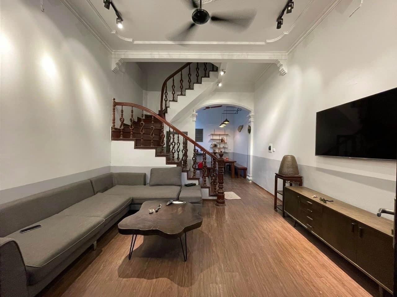 Ban nhà Kim Giang, Cầu Lủ, Định Công Thượng, Hoàng Mai 52m2, 4 tầng, ô tô vào, giá 6.2 tỷ. Lh ngay 0982653333