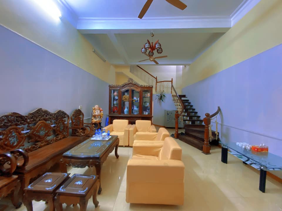 Lô Góc_Thái Hà, Đống Đa_Hơn 8 TỶ_53Mx5T* MT5M_4 Chỗ Vào Nhà