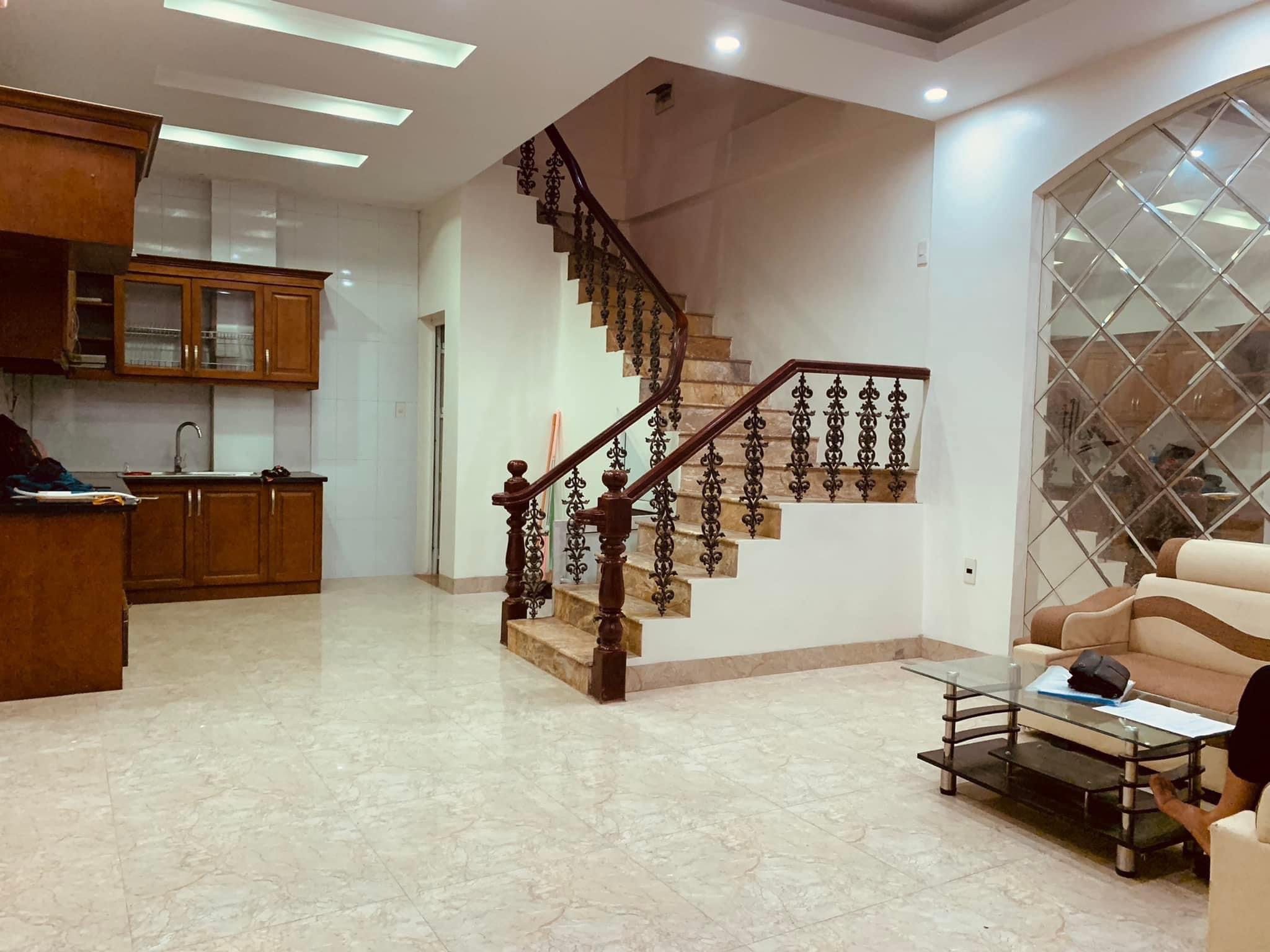 HÓT !!!! BÁN NHÀ NGÕ LÊ DUẨN - HOÀN KIẾM - 4.9 TỶ -TẶNG FULL NỘI THẤT