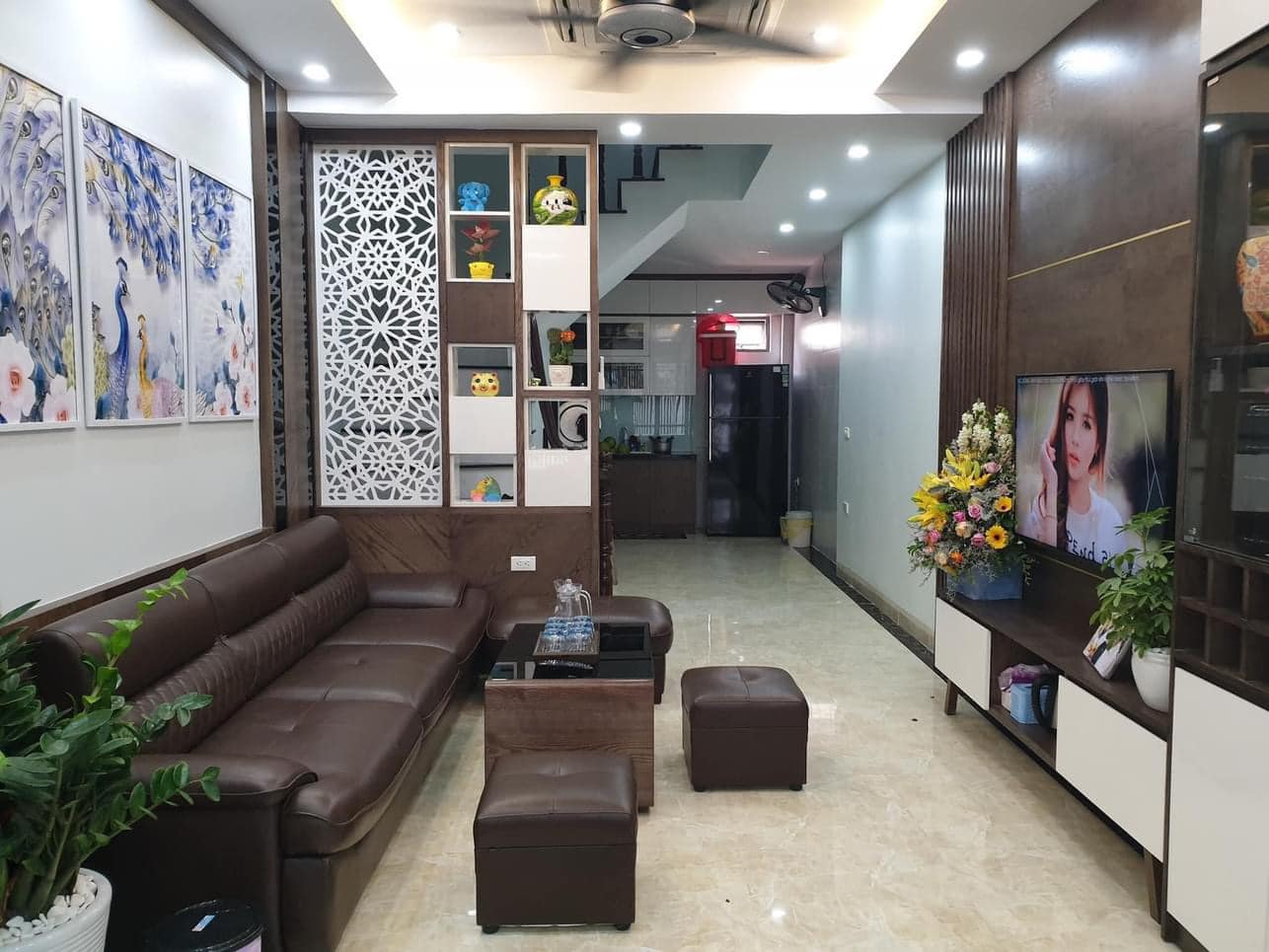 Cần Bán Nhanh Căn Nhà Đức Giang, Long Biên 5T, 35m2 chỉ 2,8 tỷ (Lô Góc)