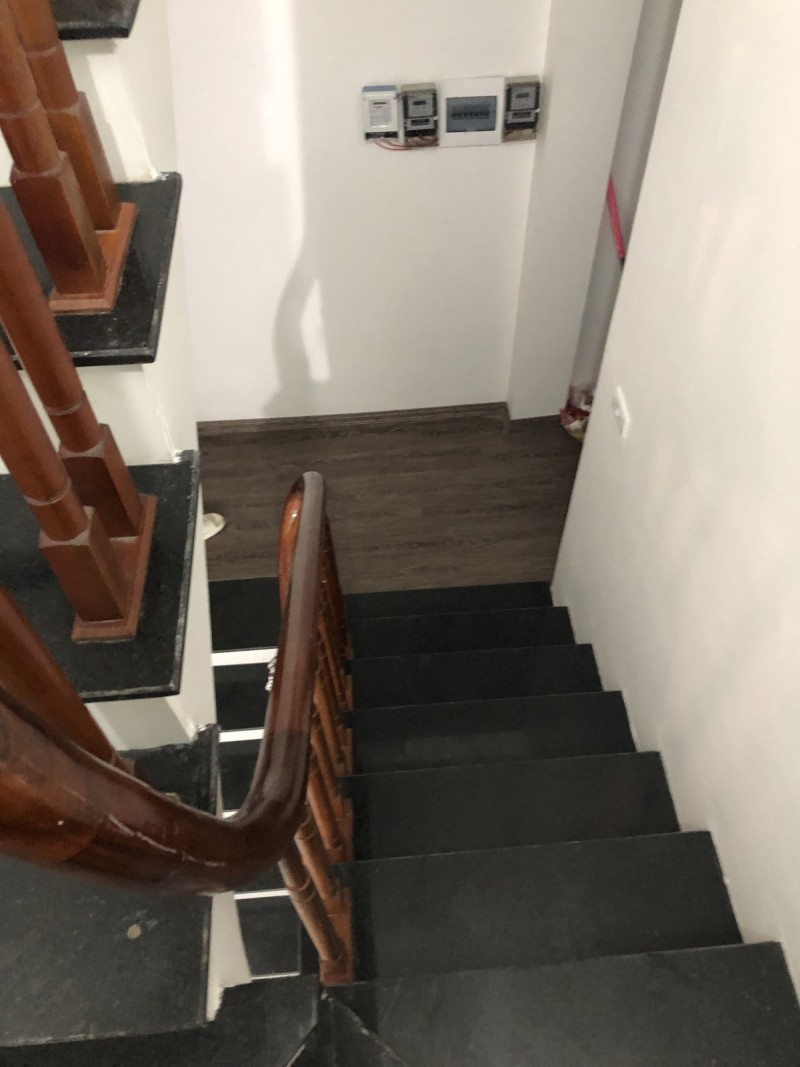 BÁN NHÀ PHƯƠNG MAI 30M2 X 5T, NGÕ KINH DOANH, Ô TÔ ĐỖ CỬA