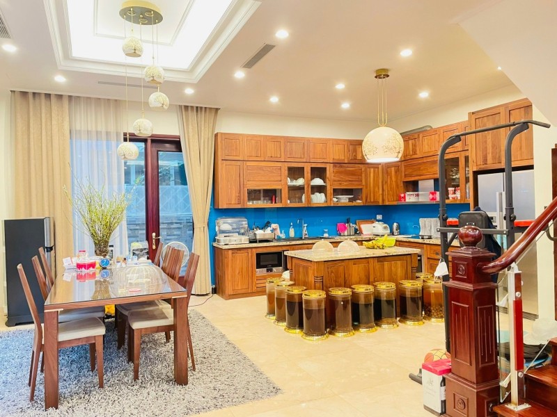 HIẾM! NHÀ KHU XÃ ĐÀN 39M2 NHÀ ĐẸP FULL NỘI THẤT, NGÕ THÔNG TỨ TUNG 4.2 TỶ LH 0966037496