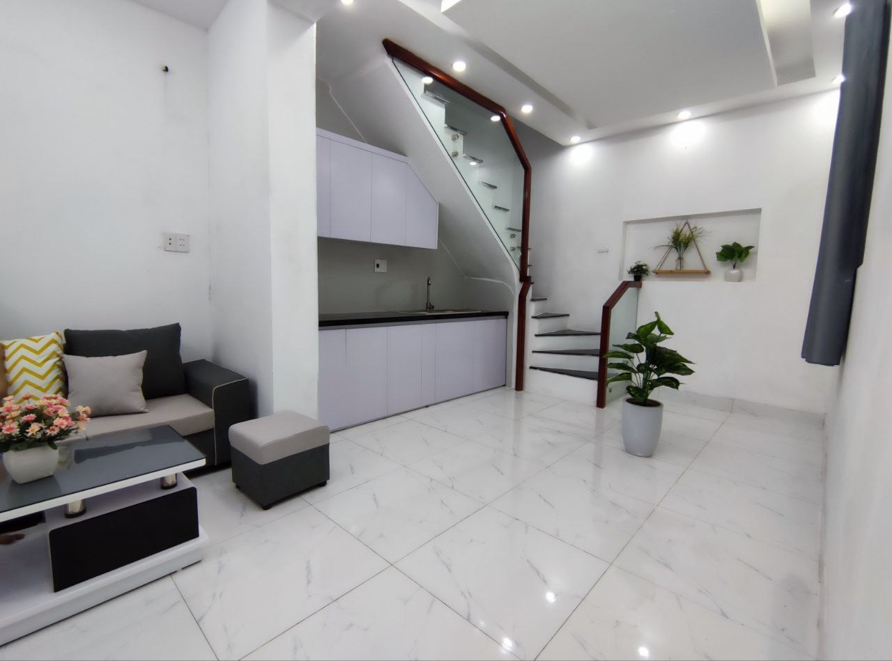 BÁN NHÀ ĐẸP Ở NGAY KHU XÃ ĐÀN 44M2 X 5 TẦNG, TRUNG TÂM ĐỐNG ĐA, NGÕ RỘNG, NÔNG