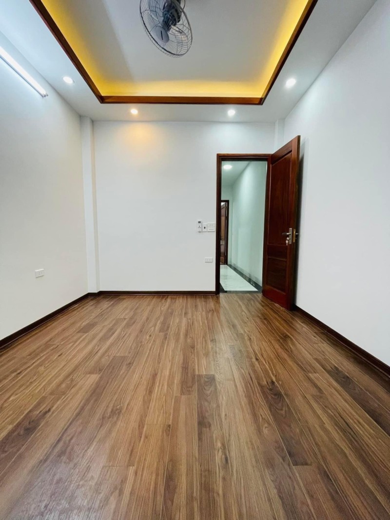 BÁN NHÀ PHỐ HÀO NAM ĐỐNG ĐA 58M2 MẶT TIỀN CỰC THOÁNG, NGÕ THẲNG TẮP, 5.6 TỶ