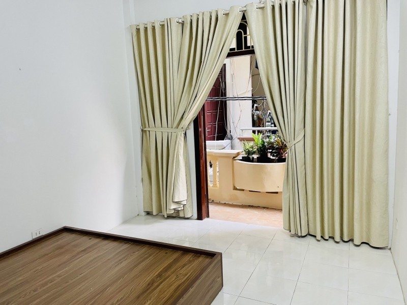 BÁN NHÀ TÂY SƠN DT 25M2 X 5 TẦNG, LÔ GÓC, NỞ HẬU, NGÕ Ô TÔ, 4 TỶ